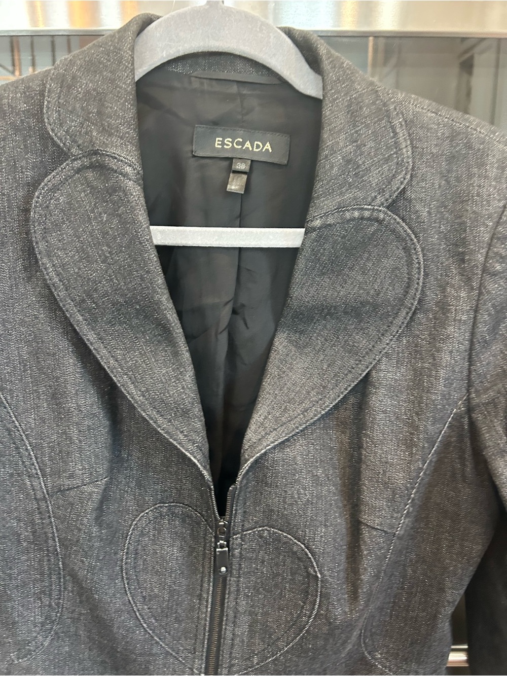 Vintage Escada Dark Gray denim Heart-Appliqué Zip Jacket size 38 slight wear GUC - Picture 5 of 15
